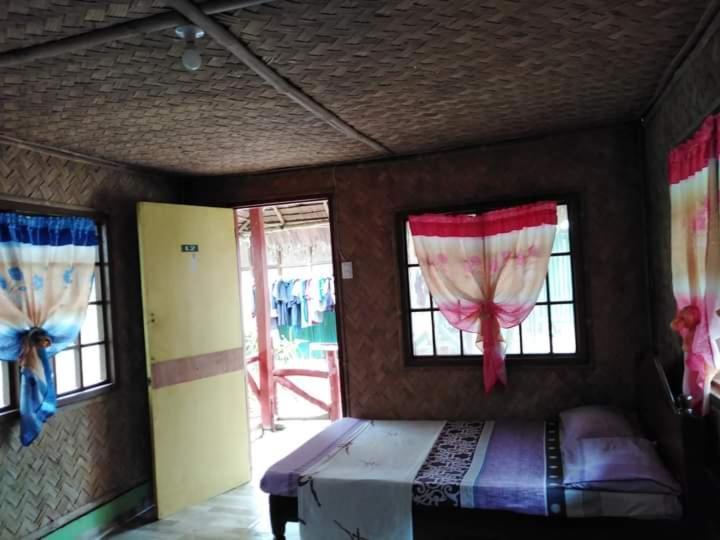 Why Not Restobar Cottages Sabang  Exterior foto